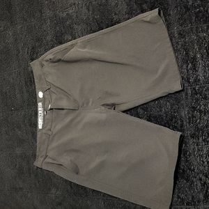 Buckle size 34 black hybrid shorts